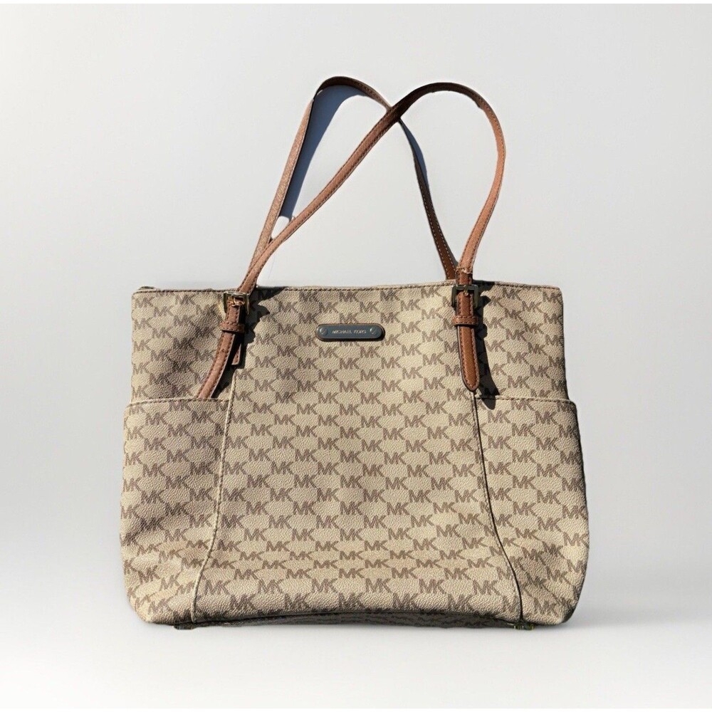 Michael Kors Signature Large Tote Natural MK Monogram Canvas Gold Tone Pre-Owned